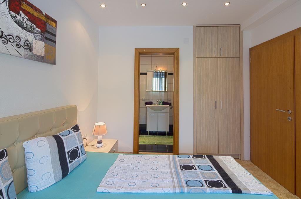 Montelux Apartments Budva Room photo