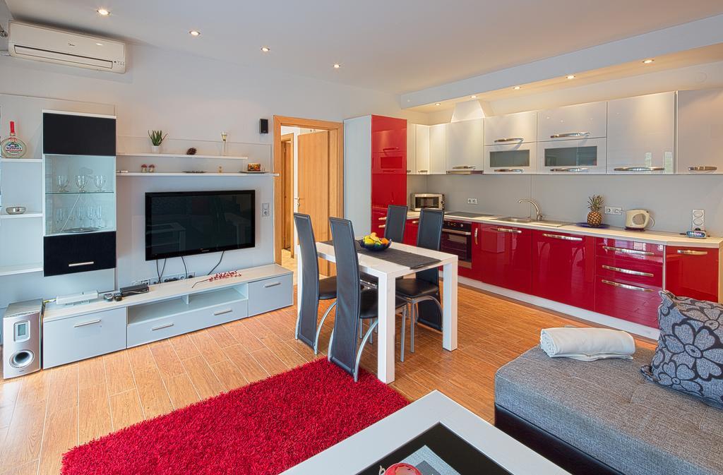 Montelux Apartments Budva Room photo